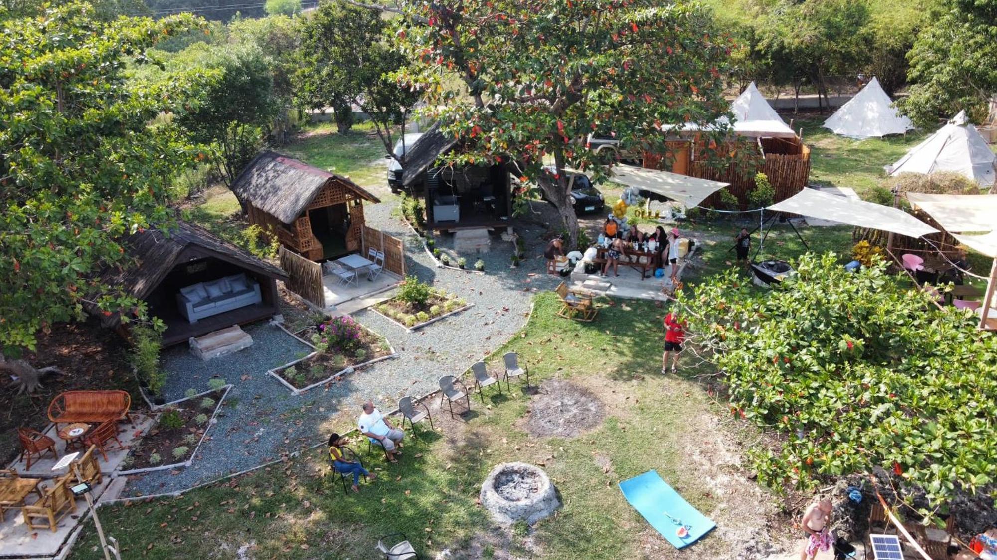 Hôtel Jush Native And Glamping à Dauis Extérieur photo